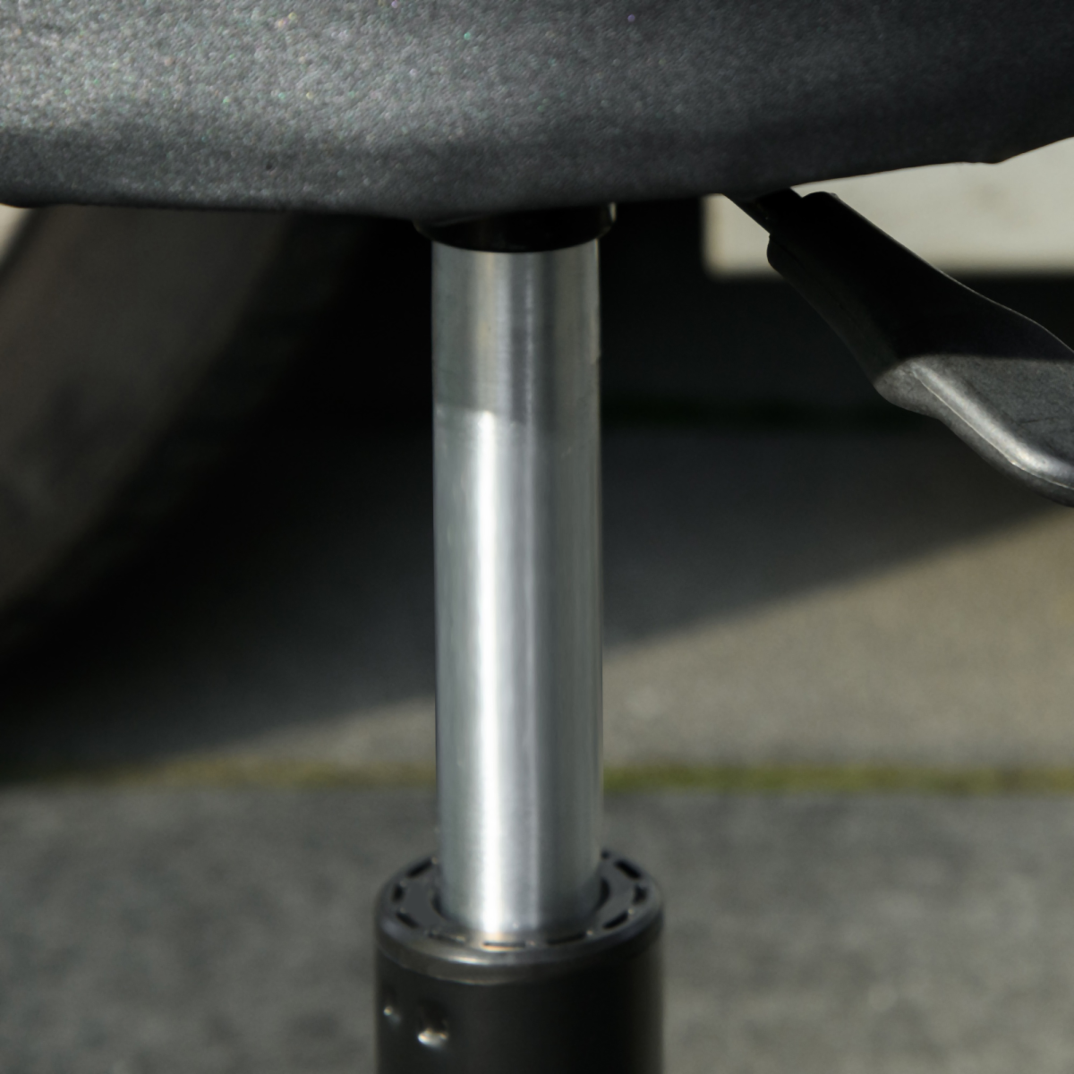 Adjustable Rolling Mechanic Stool with Tool Tray & Wheels