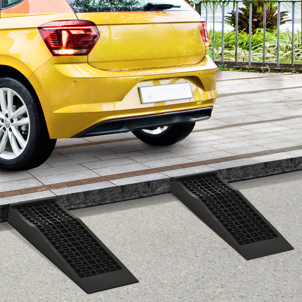 2-Pack Heavy-Duty Kerb Ramps with Anti-Slip Surface